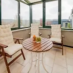 Semesterbostad In With Garden Vaux-sur-Sure
