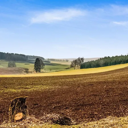 In With Garden Vaux-sur-Sure
