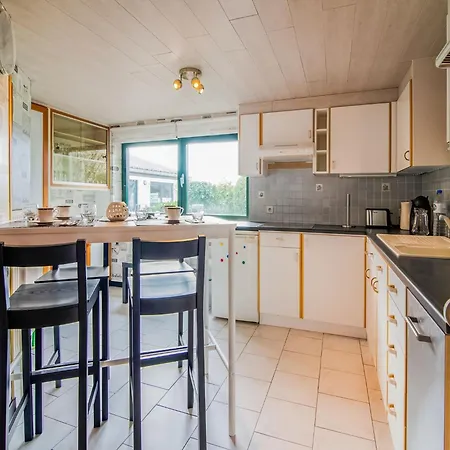 Feriehus In With Garden *